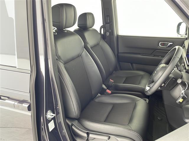 【運転席】『運転席周辺』の画像になります。写真の内容に関してご不明点、ご質問等がございましたらお気軽にガリバー店舗までお問い合わせください。