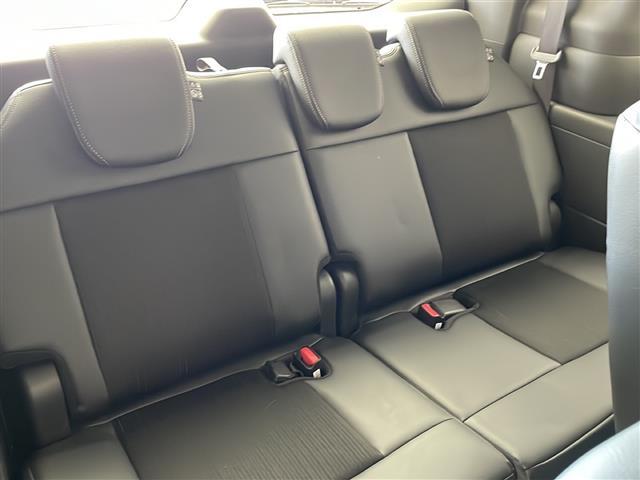 【後部座席】『後部座席周辺』の画像になります。写真の内容に関してご不明点、ご質問等がございましたらお気軽にガリバー店舗までお問い合わせください。