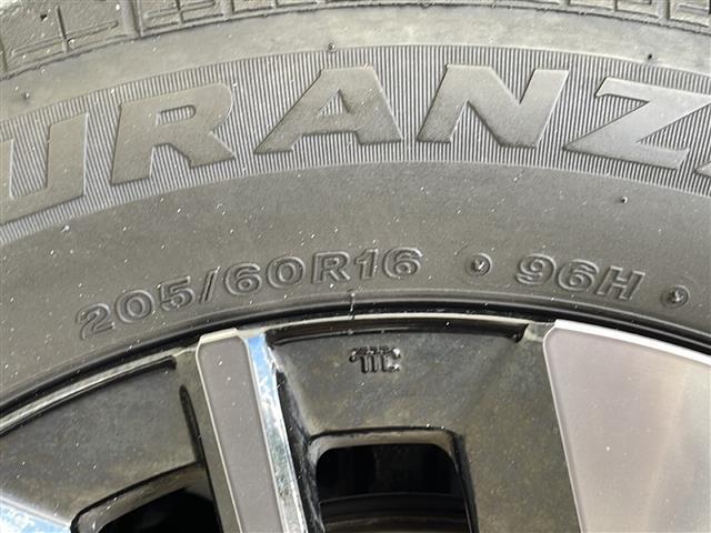 【ルーフ】『外装：ルーフ周辺』の画像になります。写真の内容に関してご不明点、ご質問等がございましたらお気軽にガリバー店舗までお問い合わせください。