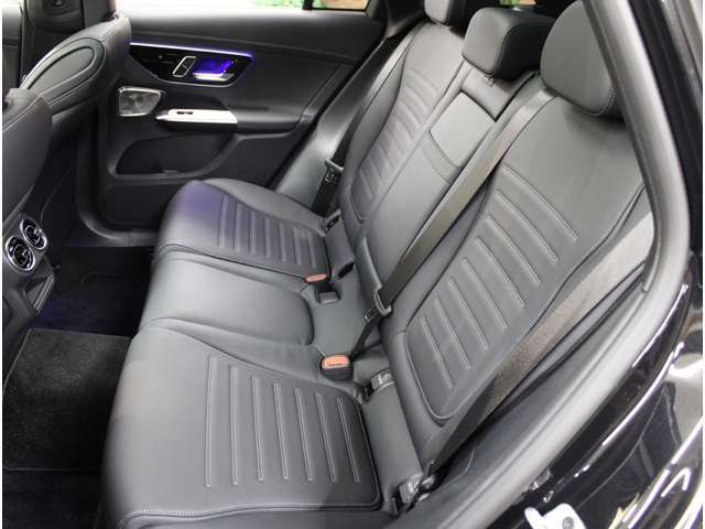 360°カメラ　アクティブパーキングアシスト　パークトロニック　アテンションアシスト　レーダーセーフティパッケージ【アクティブディスタンスアシスト・ディストロニック　自動再発進機能