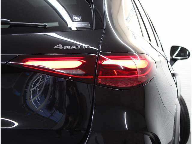 革新のインフォテイメントシステム MBUXが装備された11.9インチ縦型メディアディスプレイにARナビゲーション・地デジ・Bluetoothオーディオ完備！！