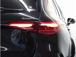 革新のインフォテイメントシステム MBUXが装備された11.9インチ縦型メディアディスプレイにARナビゲーション・地デジ・Bluetoothオーディオ完備！！