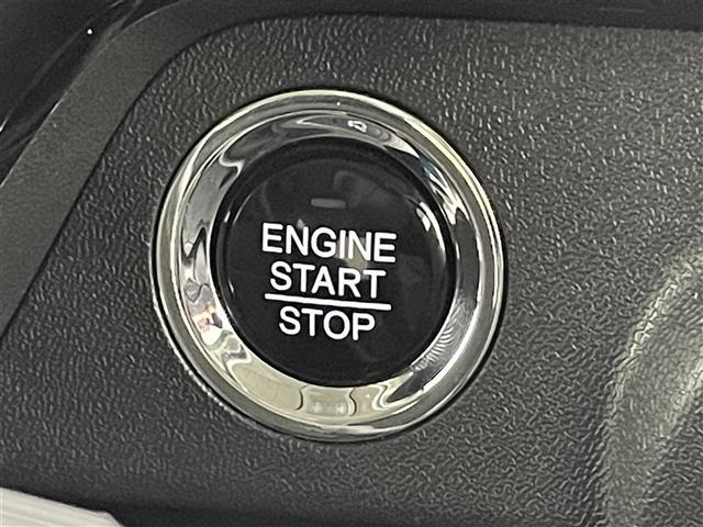 【運転席操作部】快適なドライブを楽しむための機能が装備されています！運転席から触れるので、使いやすいです！除菌プランいれていただくと、さらに清潔で安心していただけます！
