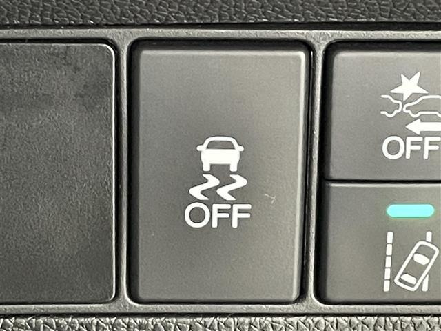 【運転席操作部】快適なドライブを楽しむための機能が装備されています！運転席から触れるので、使いやすいです！除菌プランいれていただくと、さらに清潔で安心していただけます！