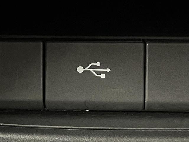【運転席操作部】快適なドライブを楽しむための機能が装備されています！運転席から触れるので、使いやすいです！除菌プランいれていただくと、さらに清潔で安心していただけます！