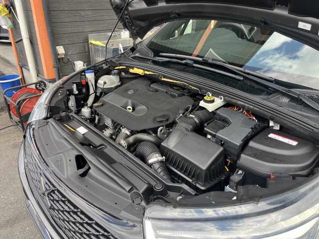 販売・メンテナンスだけではなく、自動車保険業務・事故・レッカーサービスにも対応しております