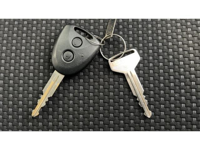 そのため中古車の販売に関しては当社営業エリアとその近隣のお客様とさせていただきます。ご了承ください。