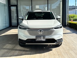 Hondaハイブリッドシステム【e:HEV】搭載。EVに近いハイブリッドシステム。滑らかな走り出しと高速域でのパワフルな加速を実現しています。