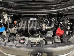 【エンジンルーム】エンジンの調子は良好です！ご納車前にはしっかりとオイル交換・その他油種類の点検補充をさせて頂きます。また、ガリバーでは修復歴のある車は販売いたしません。
