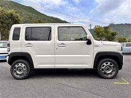 ☆躍動感がありダイナミックなデザインですね☆