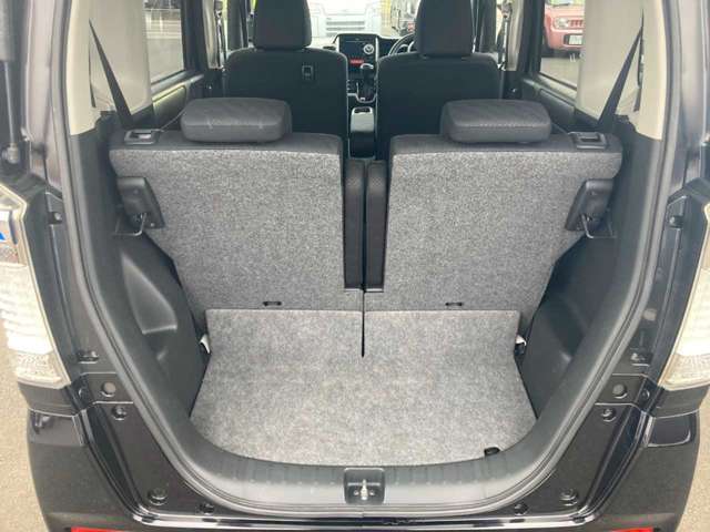 とても広々！大きな荷物も楽々収納できちゃいます★