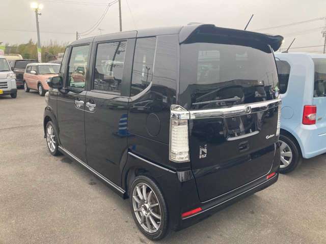カーセブンは、もちろん買取も行っております！お乗りえをお考えとの事であれば、1度お車の査定は如何でしょうか？