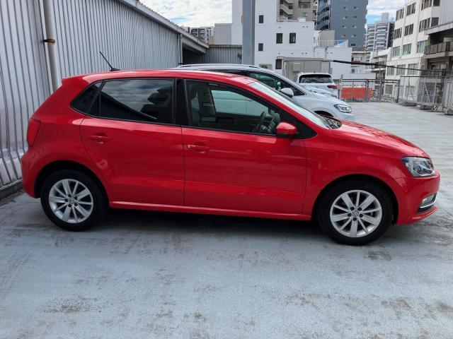 （サイドシルエット）ドアとボディーの隙間などをご覧頂くと、他社とは一線を画す精度の高さに気付かれると思います。