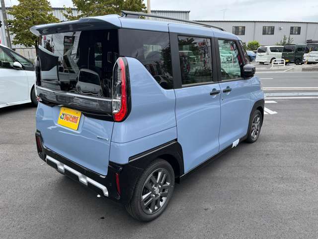 人気の登録済・届出済未使用車やおすすめ中古車を展示中！！各社メーカーの人気の軽自動車・小型車・普通車・大型車まで高須自動車にお任せ下さい！！日々新しい展示車両が続々入荷中です！！