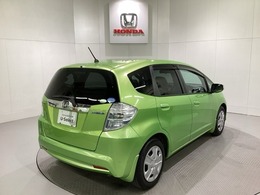 【Honda認定中古車 U-Select】　は3つの安心をお約束します。　1　Hondaのプロが整備した安心。 2　第三者機関がチェックした安心。　3　購入後もHondaが保証する安心。