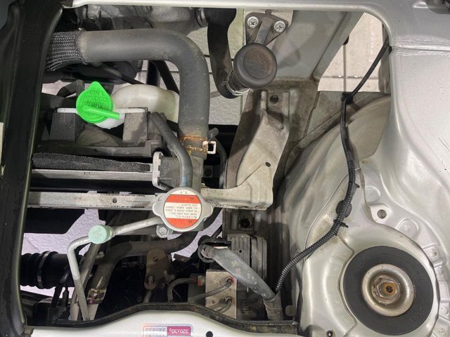 弊社では、全車『修復歴なし』のお車のみ取り扱っております。専任バイヤーによる厳選した仕入れの後、入庫後の車両チェックを行い、ネクステージが認定した高品質な中古車をご提供しております。