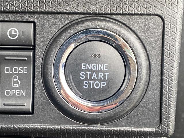 お手持ちのPCまたはスマートフォンでビデオ通話にてお車をご紹介いたします。