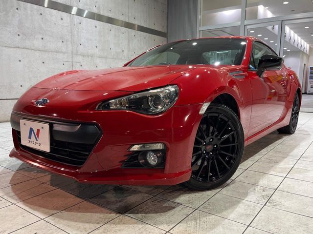 大好評のボディコーティング「弾スプラッシュコート」もご納車までに施工可能。通常のガラスコートと異なる、耐久年数6年の無機質ガラスコーティングが、ボディをキレイな状態に保ってくれます。