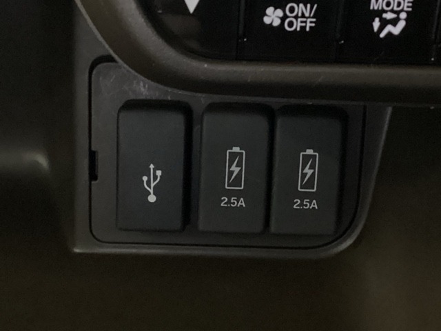 当社サービススタッフが点検整備を実施し、その後、ご納車させていただきますので安心してご利用いただけます。
