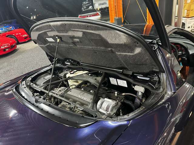 自然吸気エンジン3.0L・V6・DOHC・VTECエンジン。きびきびとした走りを演出してくれます。