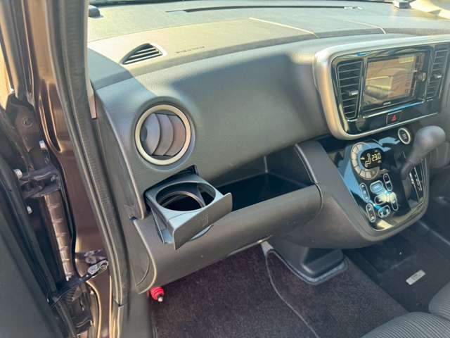 内外装ともに綺麗な車両になっております♪エンジン等の機関不具合なく良好な状態です★是非ご来店お待ちしております！