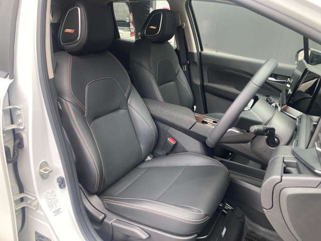 運転席からの視界もよくどなたがお乗りになられても運転しやすい車両になっていますよ