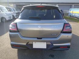 お客様にぴったりなおクルマをお選びいただけますように様々な展示車をご用意しております！是非他の車両もご覧になってください♪スズキ自販近畿の中古車取り扱い店舗は大阪府内に10店舗ございます。