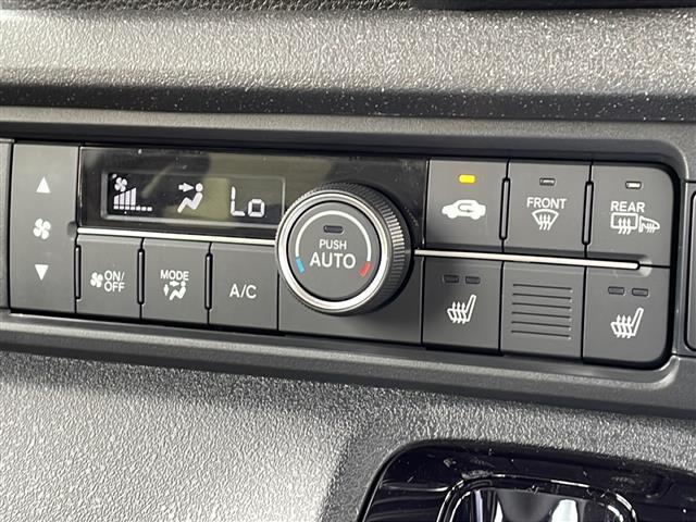 【運転席操作部】快適なドライブを楽しむための機能が装備されています！運転席から触れるので、使いやすいです！除菌プランいれていただくと、さらに清潔で安心していただけます！