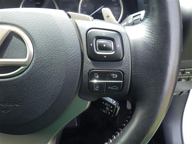 【レーダークルーズコントロール】設定した車速内で自動で加減速♪先行車との車間距離を適切に維持した追従走行が可能です