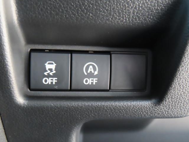 各機能の切り替えボタンは運転席前方の手の届きやすい場所に配置してあります。