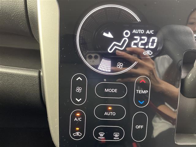 【シフトレバー】シフトも操作しやすく快適なドライブを楽しんでいただけます！