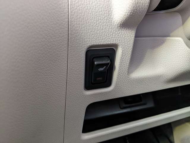 下取り保証実施中！！　査定の付かないお車・軽自動車5千円　普通車2万円で下取りします。