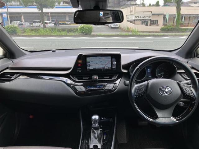 「この車の写真をもっと見たい」「状態が気になる」「この装備はついている？」どんな小さな疑問でもお気軽にお問い合わせください！