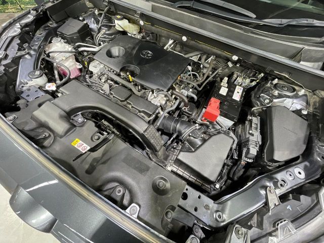 親切・丁寧な専門メカニックスタッフが応対！・車検・点検整備・事故等の修理などアフターサービスも安心。お車のカスタマイズもネクステージのサービススタッフまでご相談ください！