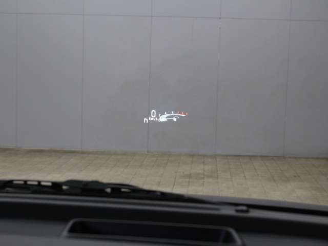 三重県最大級の展示台数でお客様のご来店をお待ちしております。弊社☆在庫情報☆より『他にも多数ある品質・価格に自信の車輌』がご覧いただけます。お客様ご要望の車輌が見つからない時は、お気軽にご相談下さい。