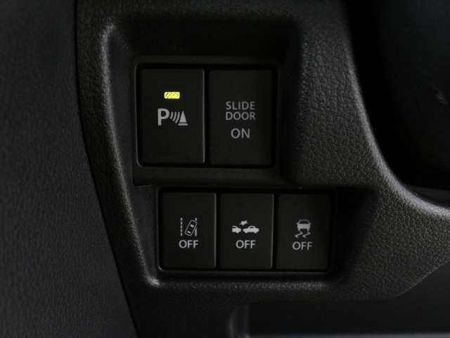 ☆リョウシンホールディングスでは、一環してホンダ新車ディーラー・中古車・ロータス整備・鈑金・任意保険代理店（4社）・ロードサービス・福祉レンタカーを行っております☆売りっぱなしの販売方法は致しません！