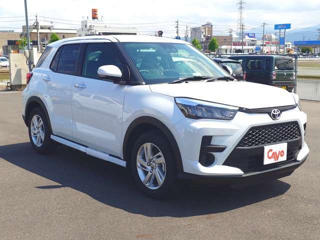 当店の登録済未使用車、中古車ご購入希望のお客様には一度ご来店いただき現車をご確認いただいております。遠方からの場合ご足労お掛けしますが一度ご来店をお願いします。