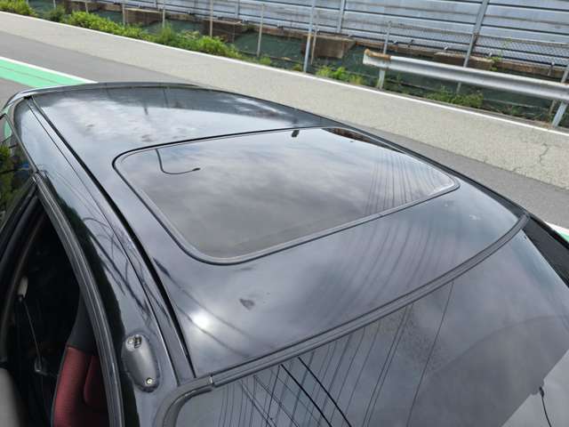 是非、一度現車確認をオススメします！　事前に現車確認のご予約をして頂きますと最寄駅まで送迎致します！最寄駅は宝塚駅、中山寺駅です。お車の場合は中国自動車道、宝塚インター下車5分！