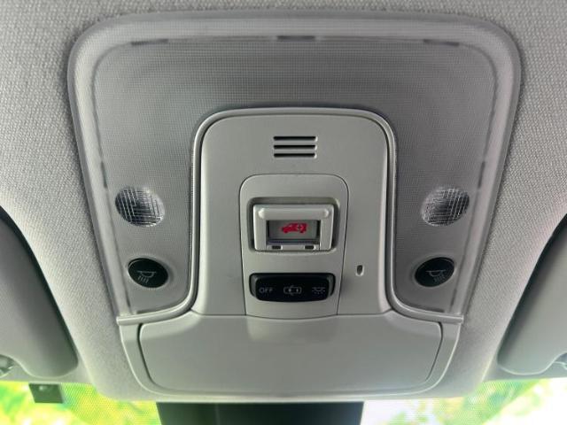 ご購入後の車検やメンテナンスもWECARSにお任せください！自社で整備から修理まで行っておりますので、ご納車後のアフターフォローもお任せください！