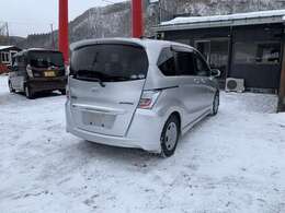 カーショップピアレスは、品質が高い中古車を取り扱う販売業者です！