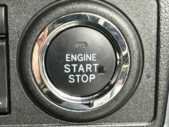 お車に合わせて無料保証以外にも、保証範囲、期間、距離を拡充させた有料保証もご用意しております！中古車の購入が初めてで不安・・・というお客様もご安心ください！