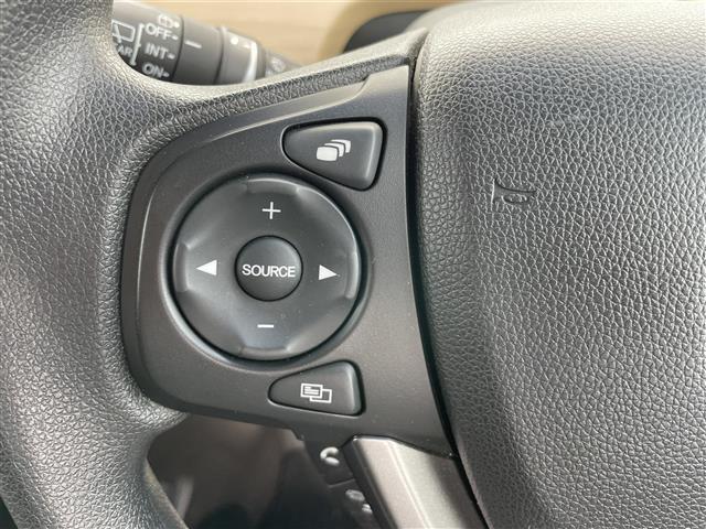 【運転席操作部】快適なドライブを楽しむための機能が装備されています！運転席から触れるので、使いやすいです！除菌プランいれていただくと、さらに清潔で安心していただけます！