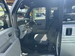 ★遠方の方は、お電話やLINEでのご相談も可能です！またインターネットを使用したライブ商談も可能です！是非お気軽にご相談下さい！