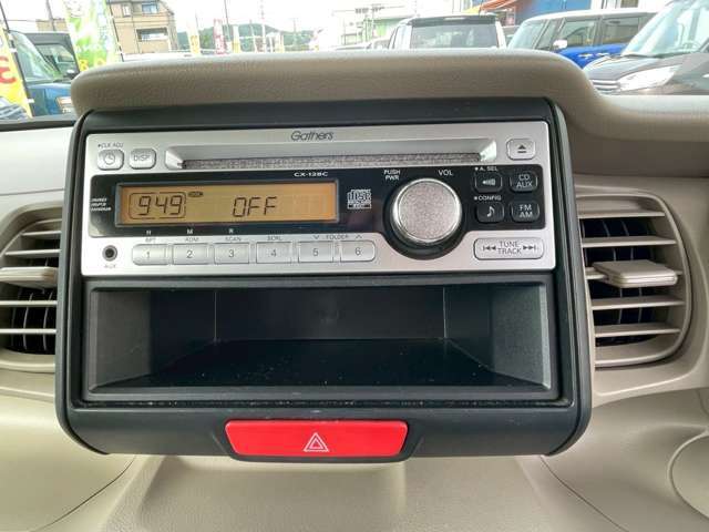 全車両法定点検を実施します！指定または認証工場にて12ヶ月及び24か月点検を実施致します。またご納車前に弊社独自の最大57項目に及ぶ点検を実施、お客様に安心してお乗り頂ける環境をご提供致します。