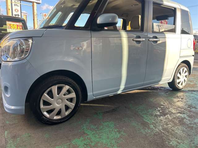 自動車保険も取り扱っております♪初めてご購入の方や保険にご加入の方、ご説明・見直しも承っています♪
