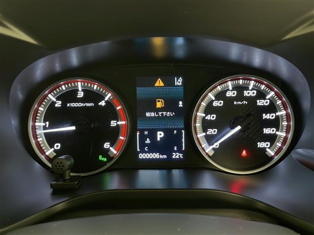 【スピードメーター】メーターがシンプルで見やすく運転しやすいですね！
