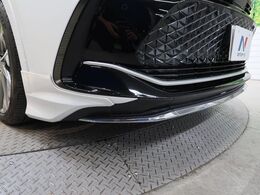 【モデリスタエアロ】人気のモデリスタエアロを装着！クルマの外観がよりスタイリッシュになり、街中で存在感あふれる1台に♪将来買い替える時にもリセールに影響しやすく、価値ある人気の装備です！