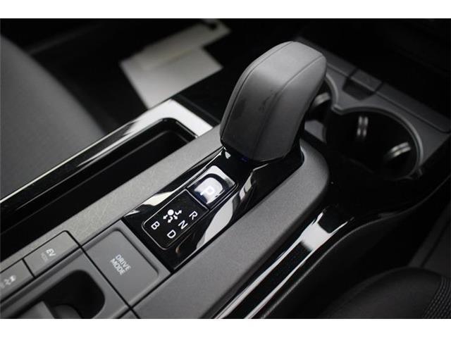大好評のボディコーティング「ハイモースコート」もご納車までに施工可能。雨染みや線傷など中古車だからと諦めていませんか？ピカピカの状態でお乗り出しいただけます。