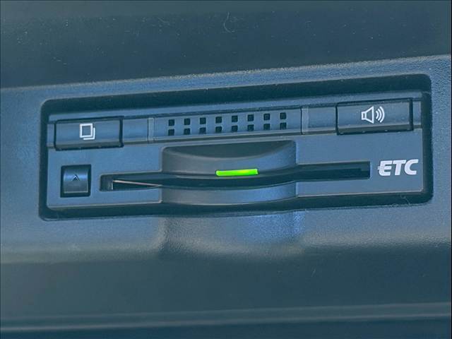 【ETC】高速道路の料金所をストレスなく通過！話題のスポットやサービスエリアに多い「スマートIC」利用時は必須のアイテムです。当店でセットアップを実施、ご納車当日からすぐにご利用いただけます！