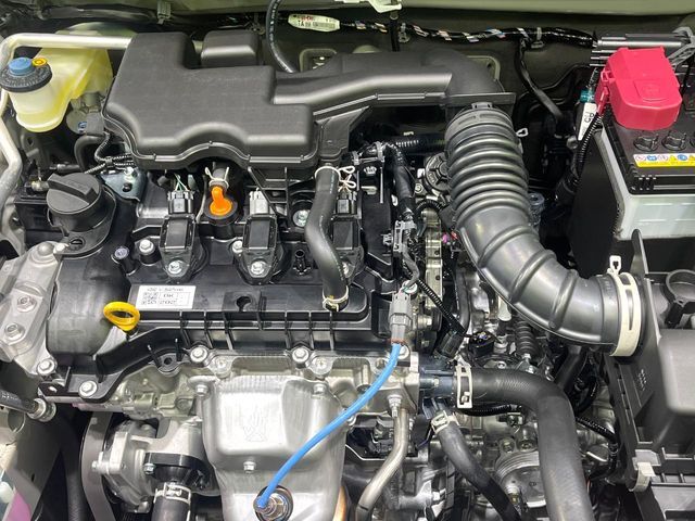 親切・丁寧な専門メカニックスタッフが応対！・車検・点検整備・事故等の修理などアフターサービスも安心。お車のカスタマイズもネクステージのサービススタッフまでご相談ください！